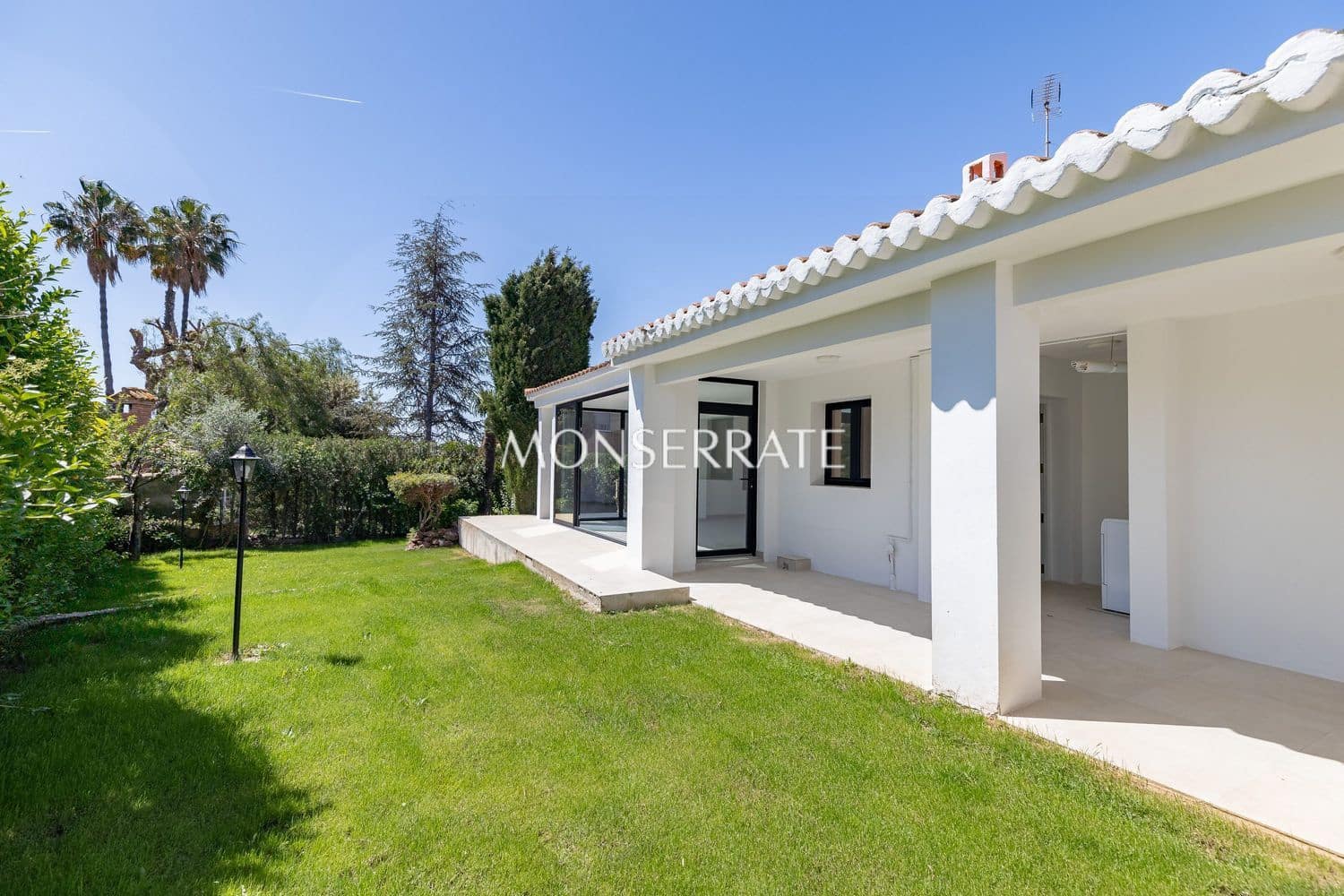 4 Zimmer Villa zu verkaufen in Pucol mit Pool Garage - 1.250.000 € (Ref: 9822046)
