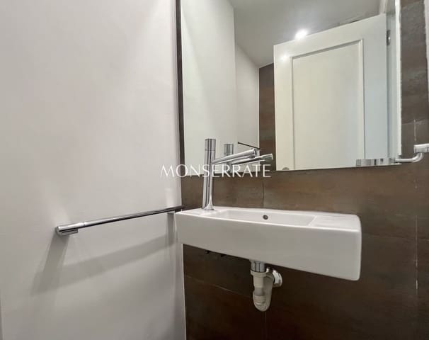 Apartamento de 2 habitaciones en Mestalla, València ciudad en alquiler con garaje - 2.200 € (Ref: 9826141)