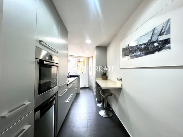 Apartamento de 2 habitaciones en Mestalla, València ciudad en alquiler con garaje - 2.200 € (Ref: 9826141)