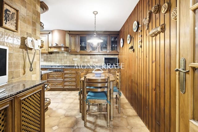 4 soveværelse Lejlighed til salg i Arrancapins, Valencia by med garage - € 650.000 (Ref: 9830745)