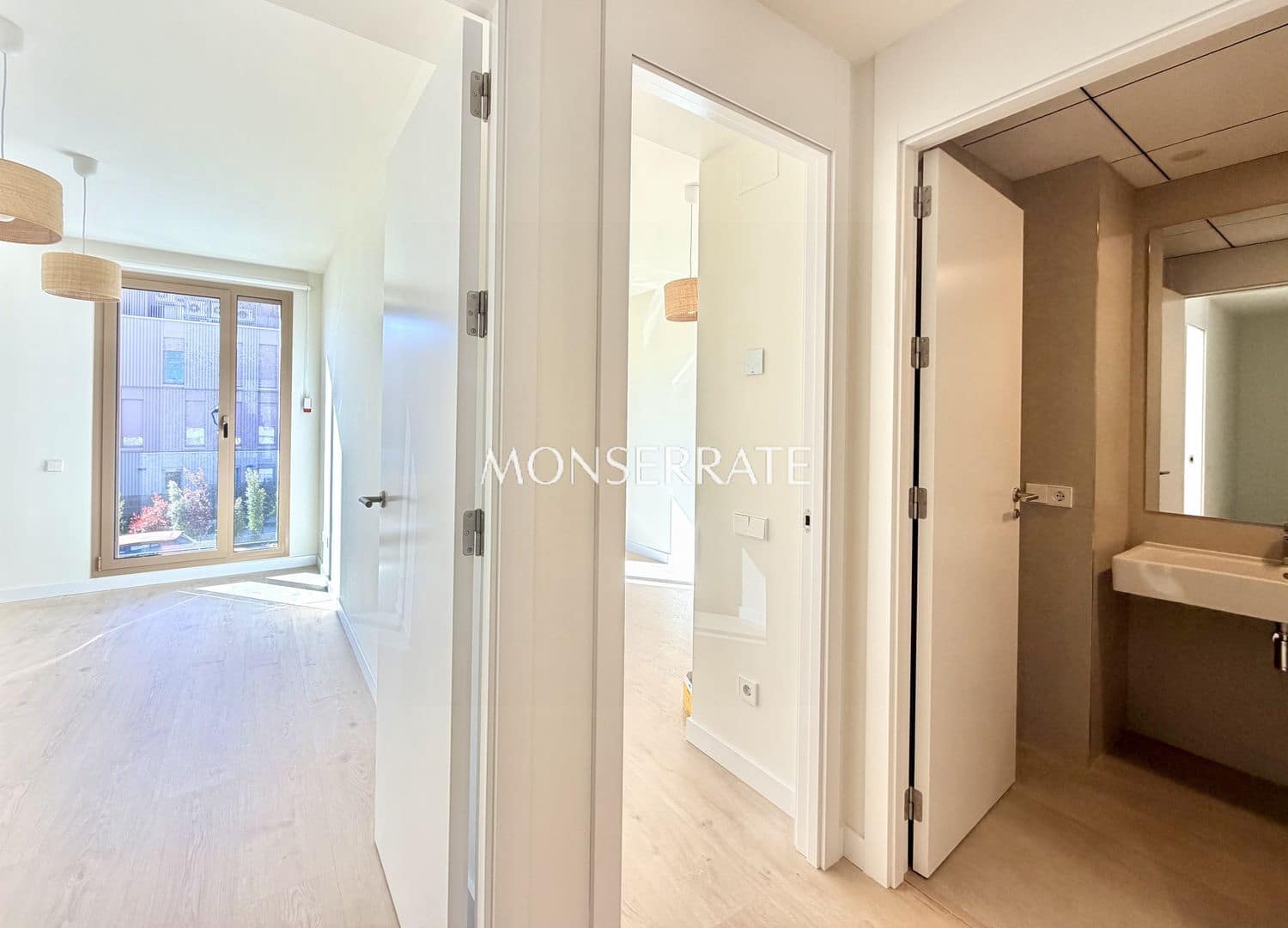4 bedroom Townhouse for rent in Godella with pool garage - € 3,200 (Ref: 9844776)