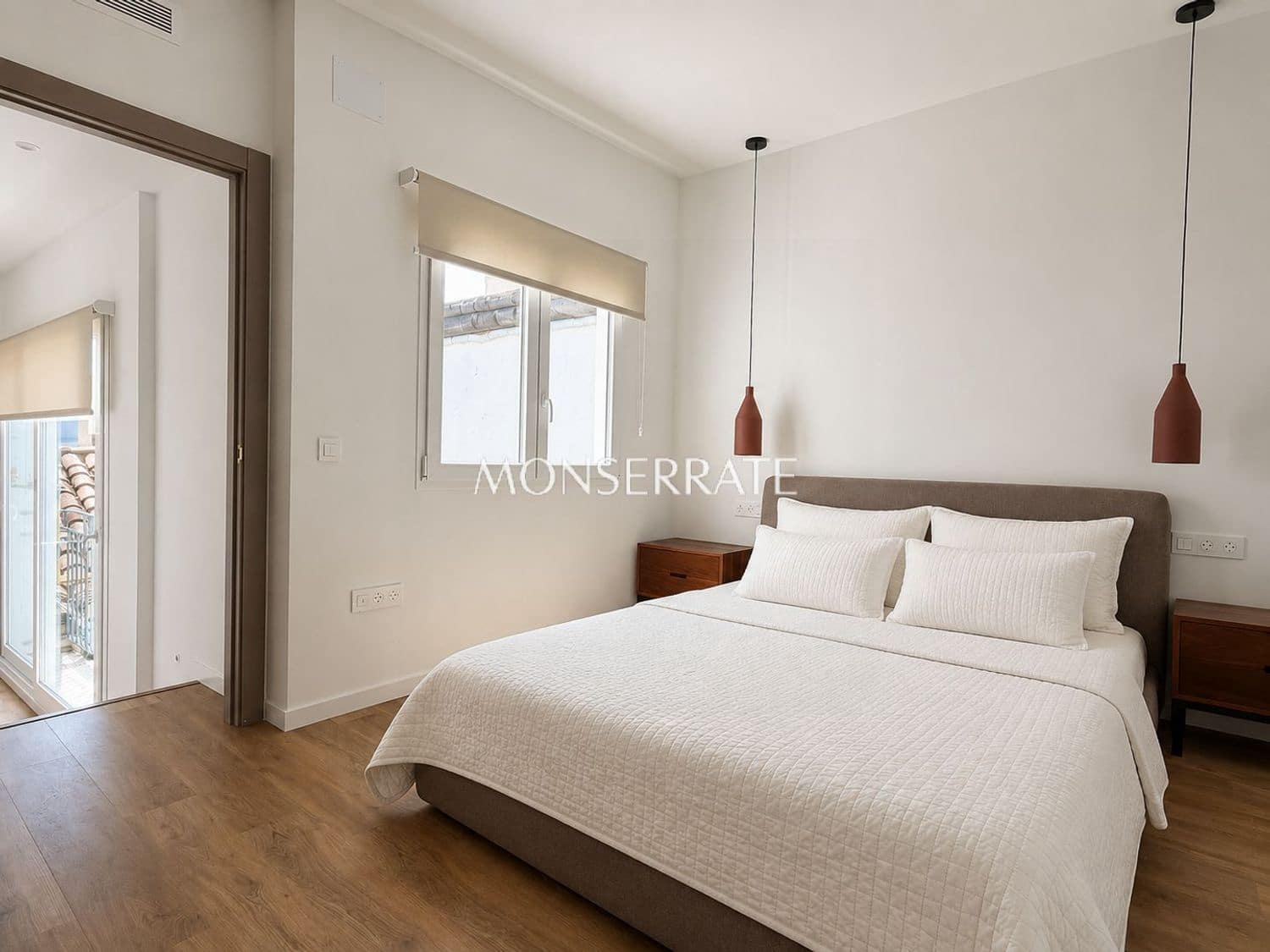 2 bedroom Apartment for rent in Valencia city with garage - € 1,900 (Ref: 9844777)