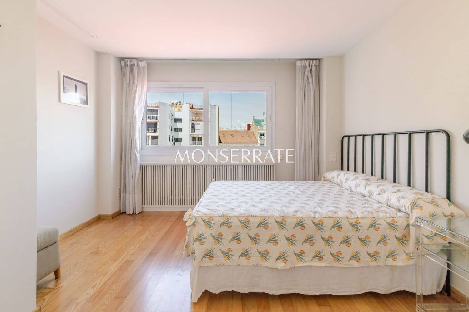 5 bedroom Apartment for sale in Valencia city with garage - € 2,375,000 (Ref: 9849049)