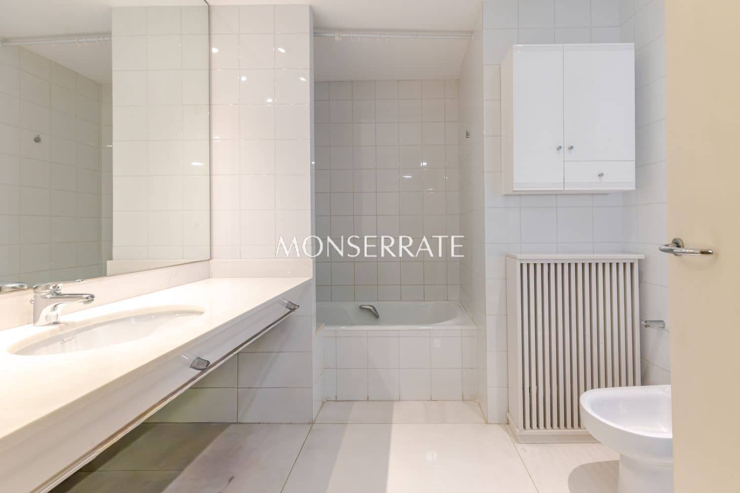 5 bedroom Apartment for sale in Valencia city with garage - € 2,375,000 (Ref: 9849049)