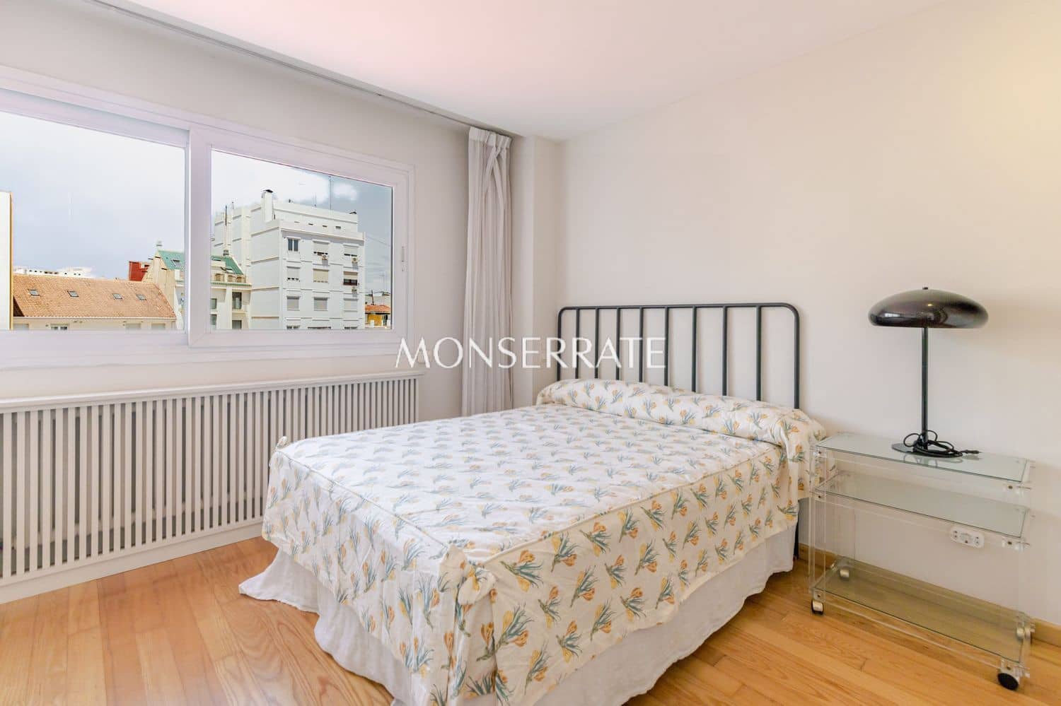 5 bedroom Apartment for sale in Valencia city with garage - € 2,375,000 (Ref: 9849049)