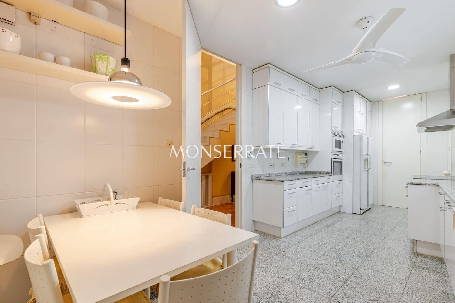 5 bedroom Apartment for sale in Valencia city with garage - € 2,375,000 (Ref: 9849049)