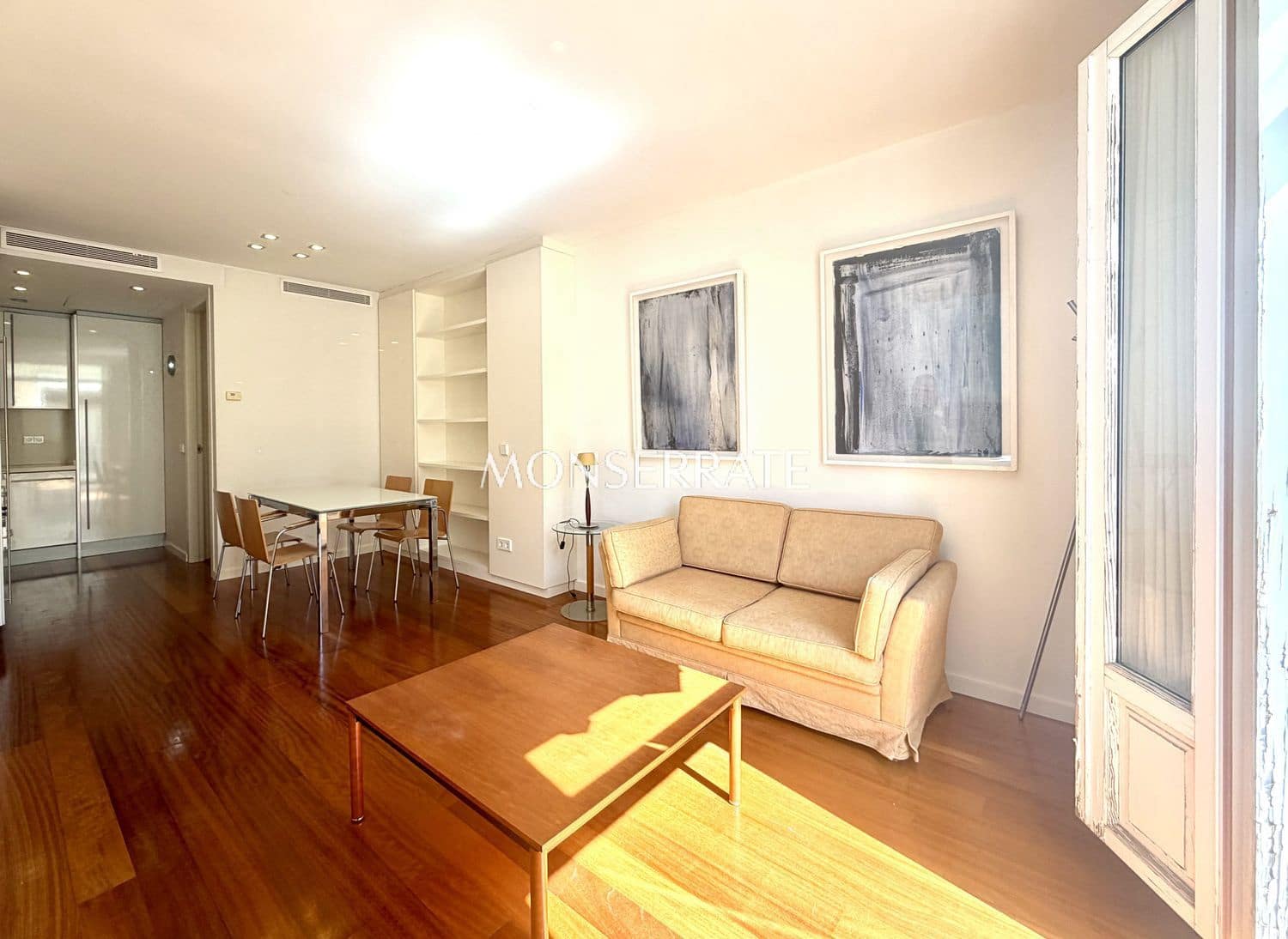 1 bedroom Apartment for rent in Valencia city with garage - € 1,650 (Ref: 9864110)