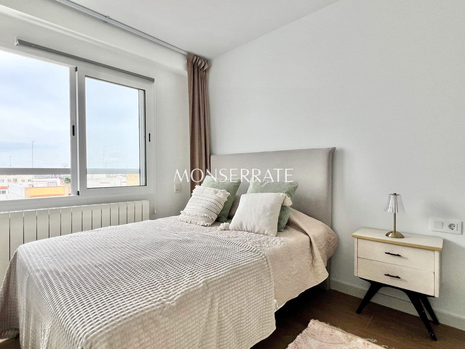 2 slaapkamer Appartement te huur in Godella met garage - € 1.200 (Ref: 9915271)