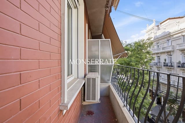 5 soverom Leilighet til salgs i La Gran Via, Valencia by med garasje - € 780 000 (Ref: 9916455)