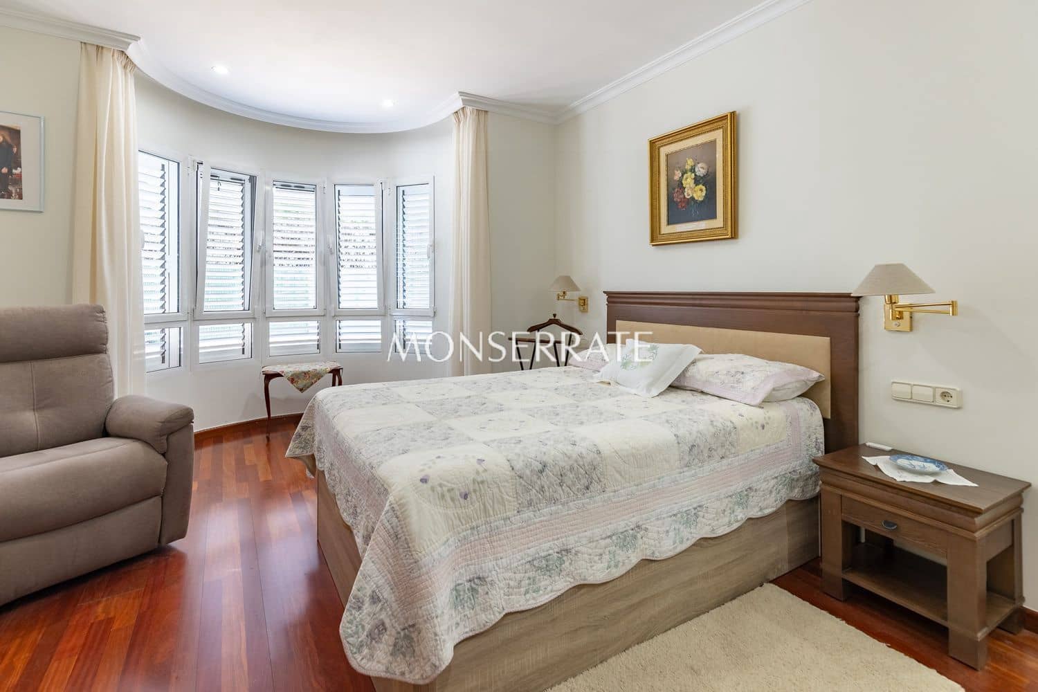 5 chambre Villa/Maison à vendre à Moncada avec piscine garage - 875 000 € (Ref: 9919236)