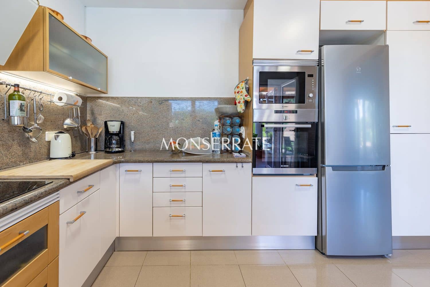 5 chambre Villa/Maison à vendre à Moncada avec piscine garage - 875 000 € (Ref: 9919236)