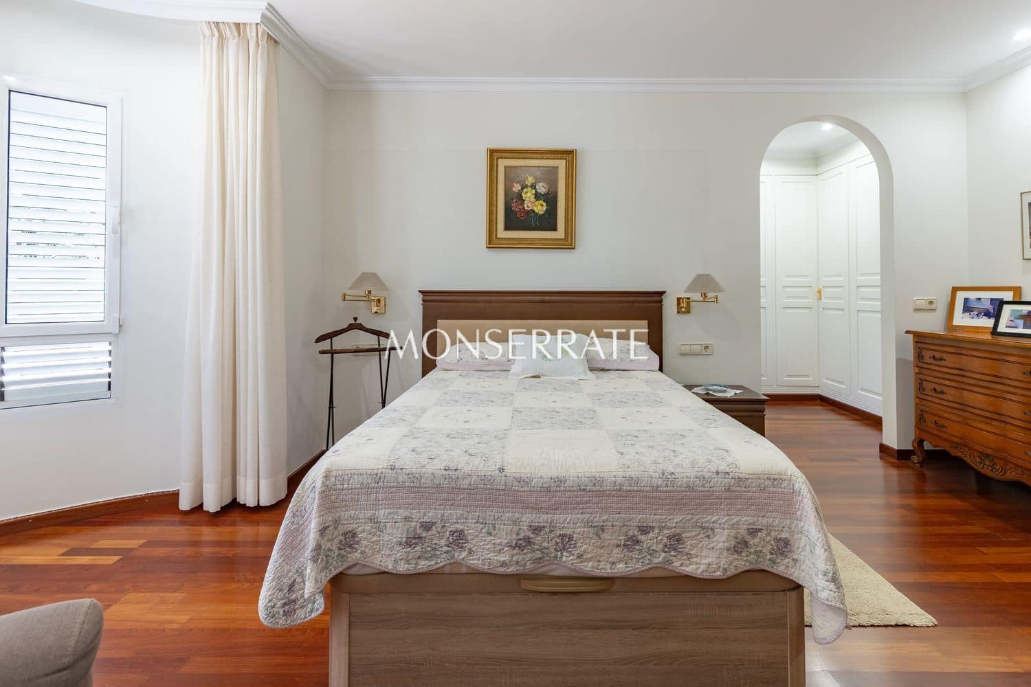 5 chambre Villa/Maison à vendre à Moncada avec piscine garage - 875 000 € (Ref: 9919236)