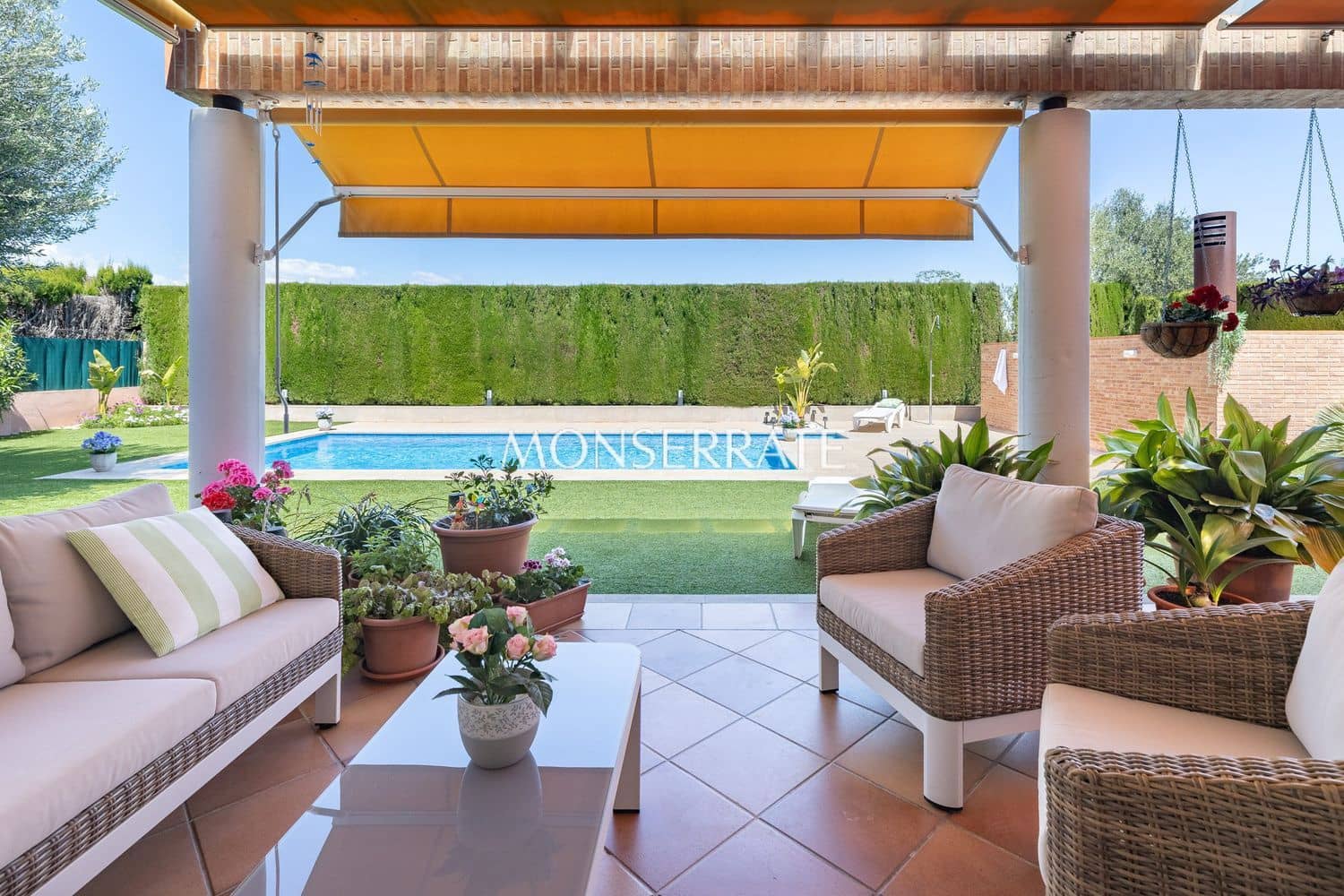 5 chambre Villa/Maison à vendre à Moncada avec piscine garage - 875 000 € (Ref: 9919236)