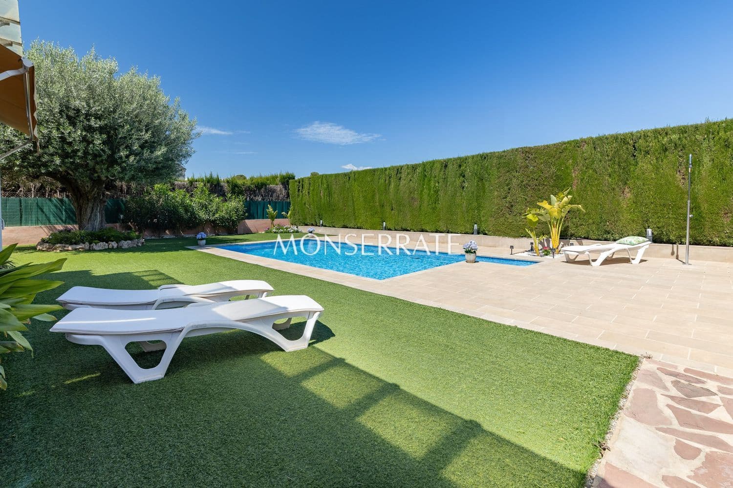 5 chambre Villa/Maison à vendre à Moncada avec piscine garage - 875 000 € (Ref: 9919236)