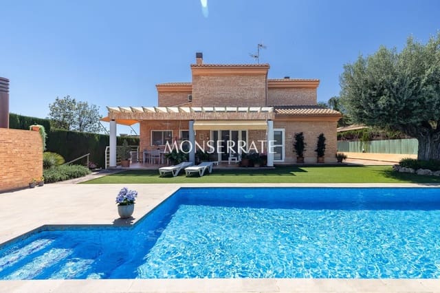 5 chambre Villa/Maison à vendre à Moncada avec piscine garage - 875 000 € (Ref: 9919236)