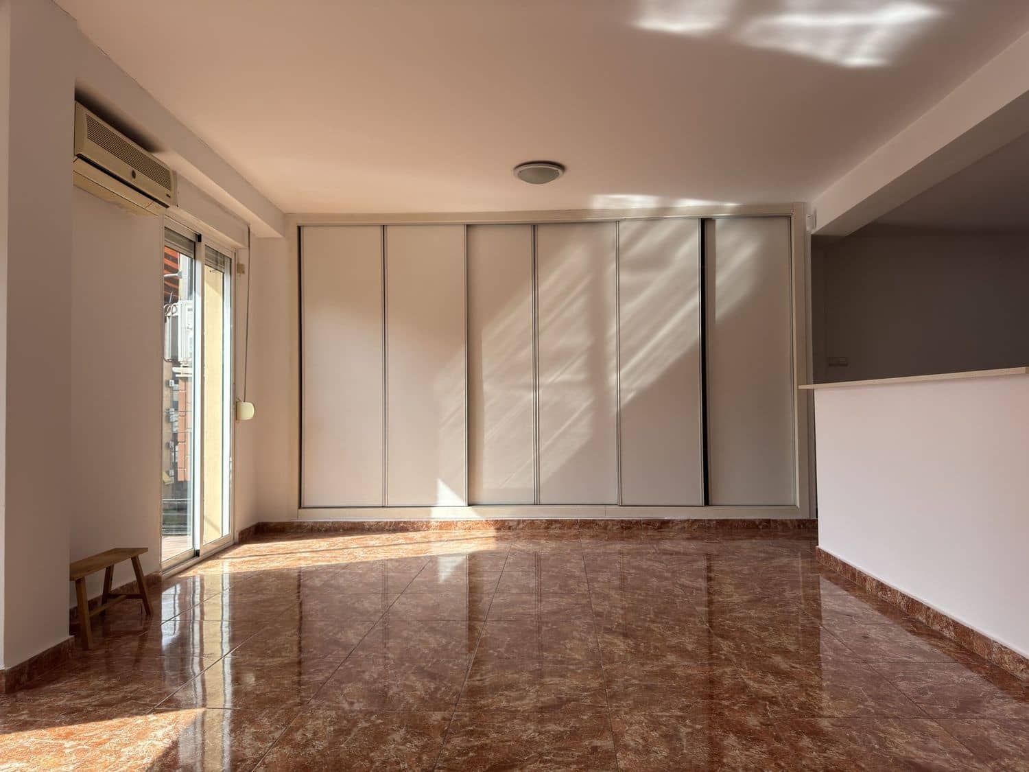 1 bedroom Apartment for sale in Valencia city with garage - € 260,000 (Ref: 9921713)