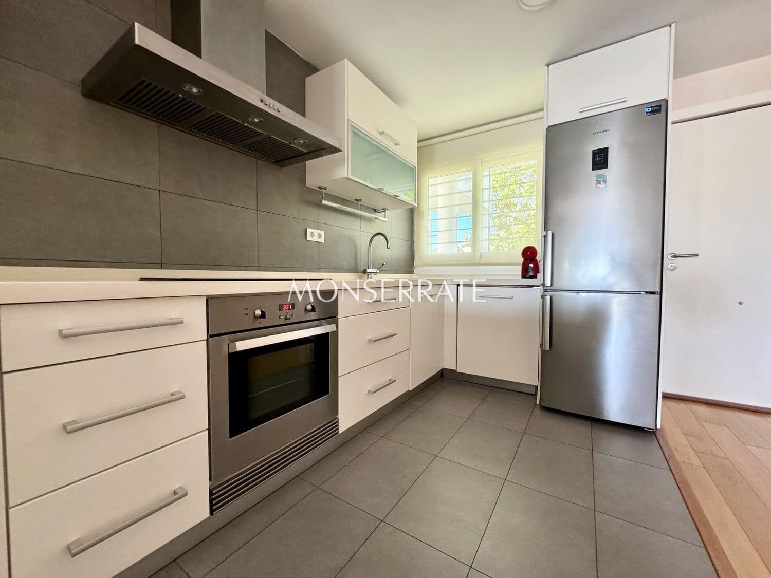 2 camera da letto Appartamento da affittare in Pucol con piscina garage - 2.000 € (Rif: 9935568)