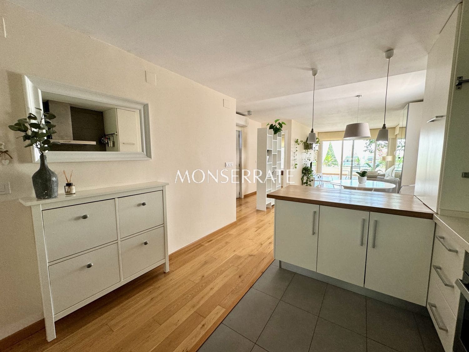 2 camera da letto Appartamento da affittare in Pucol con piscina garage - 2.000 € (Rif: 9935568)