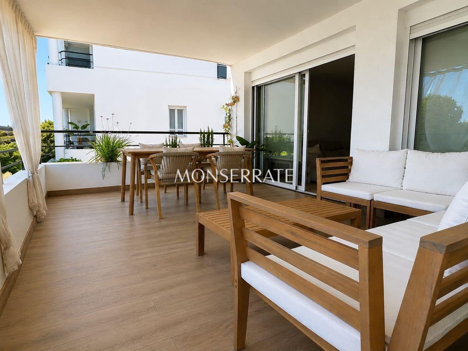 2 camera da letto Appartamento da affittare in Pucol con piscina garage - 2.000 € (Rif: 9935568)