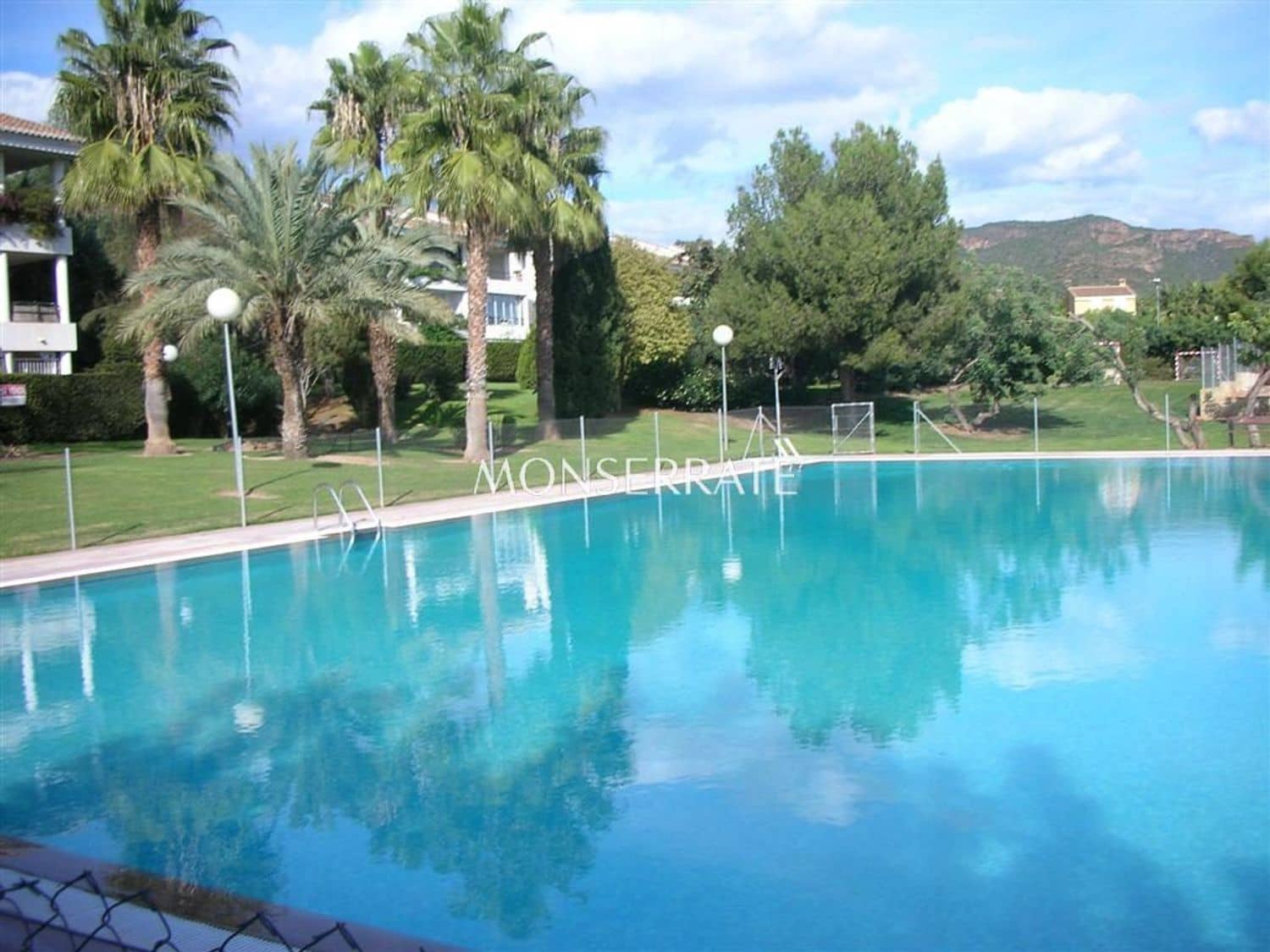 2 camera da letto Appartamento da affittare in Pucol con piscina garage - 2.000 € (Rif: 9935568)