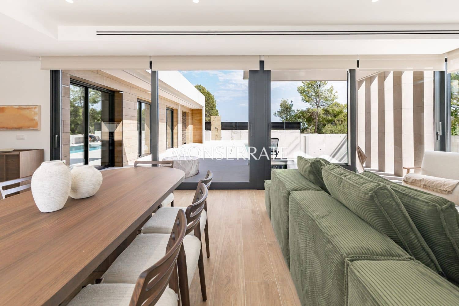 4 makuuhuone Huvila vuokrattavana paikassa San Antonio de Benageber mukana uima-altaan 
autotalli - 6 000 € (Ref: 9939281)