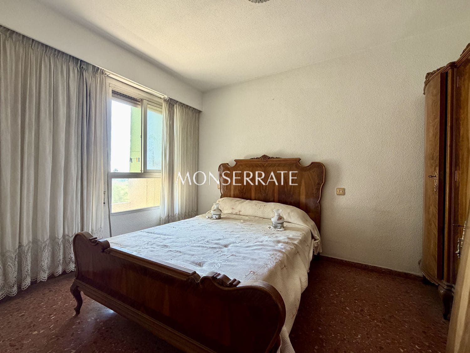 4 soveværelse Lejlighed til salg i Valencia by med garage - € 340.000 (Ref: 9945001)