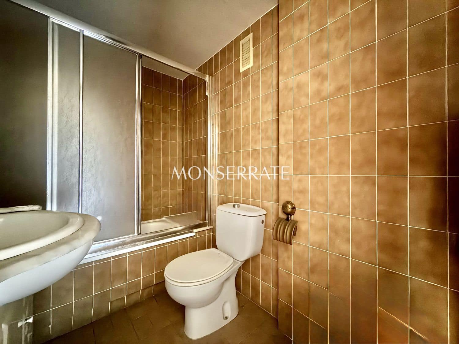 4 soveværelse Lejlighed til salg i Valencia by med garage - € 340.000 (Ref: 9945001)