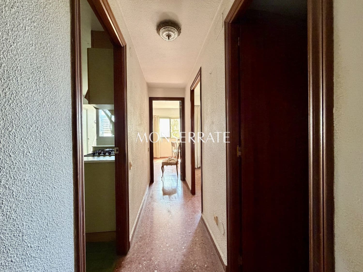 4 soveværelse Lejlighed til salg i Valencia by med garage - € 340.000 (Ref: 9945001)