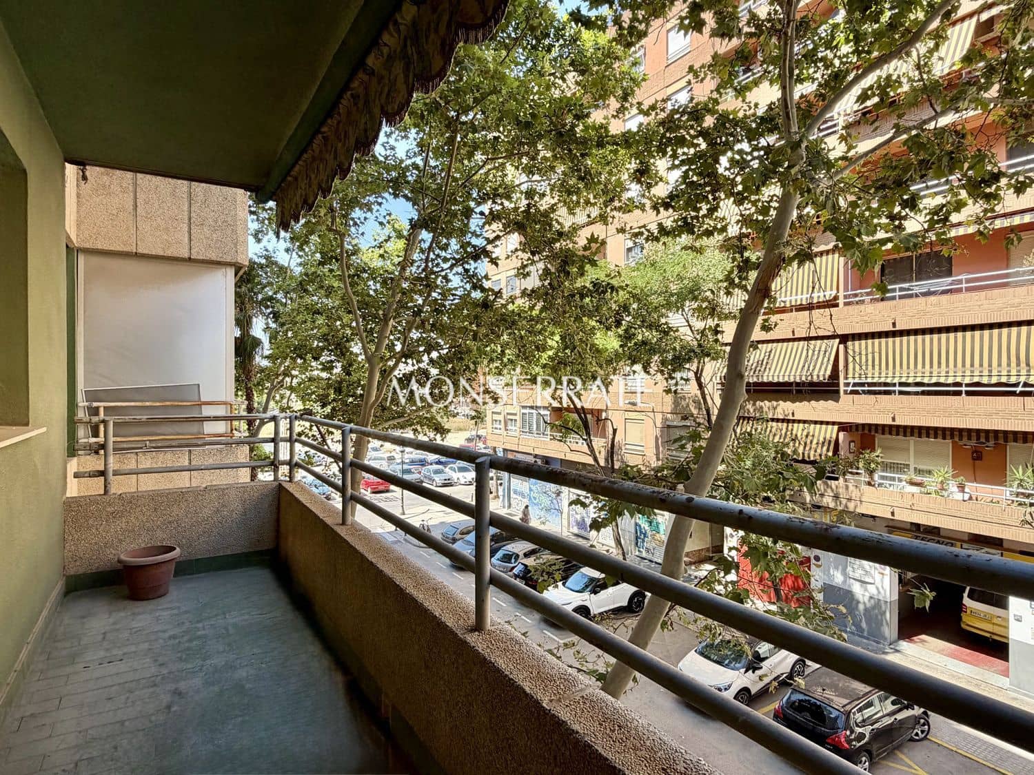 4 soveværelse Lejlighed til salg i Valencia by med garage - € 340.000 (Ref: 9945001)