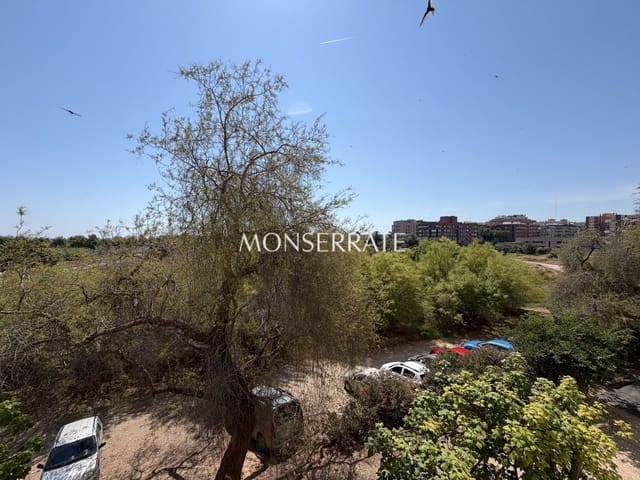 4 soveværelse Lejlighed til salg i Cami de Vera, Valencia by med garage - € 340.000 (Ref: 9945001)