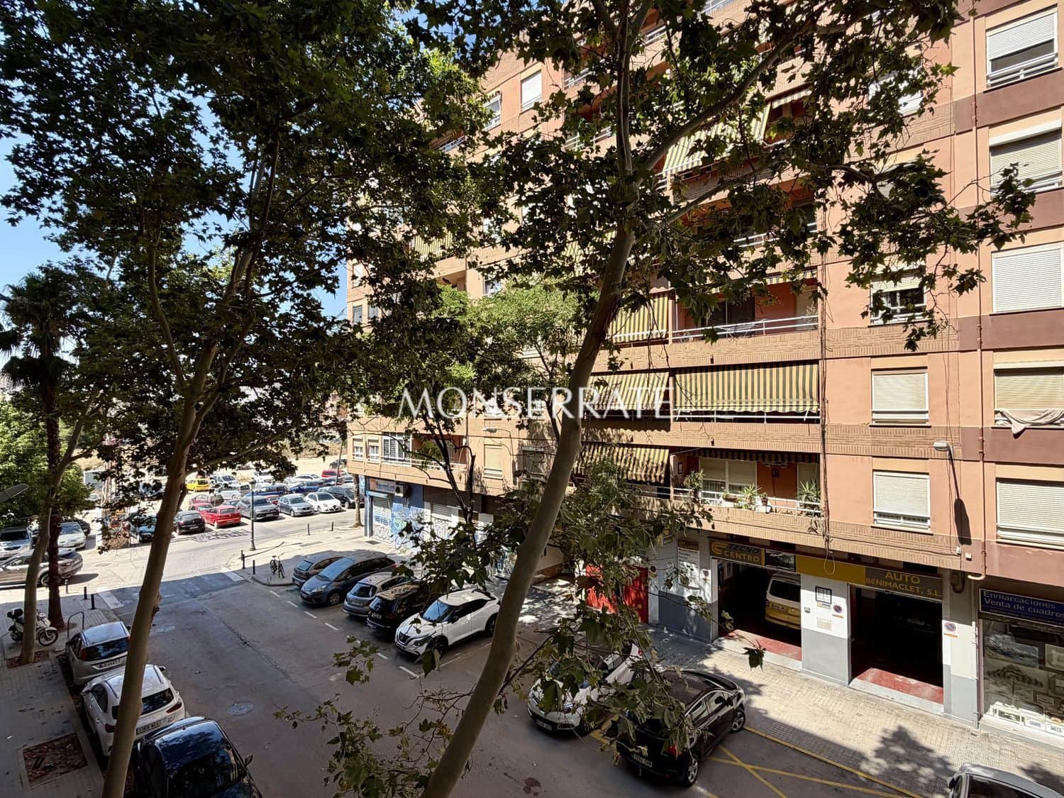 4 soveværelse Lejlighed til salg i Valencia by med garage - € 340.000 (Ref: 9945001)