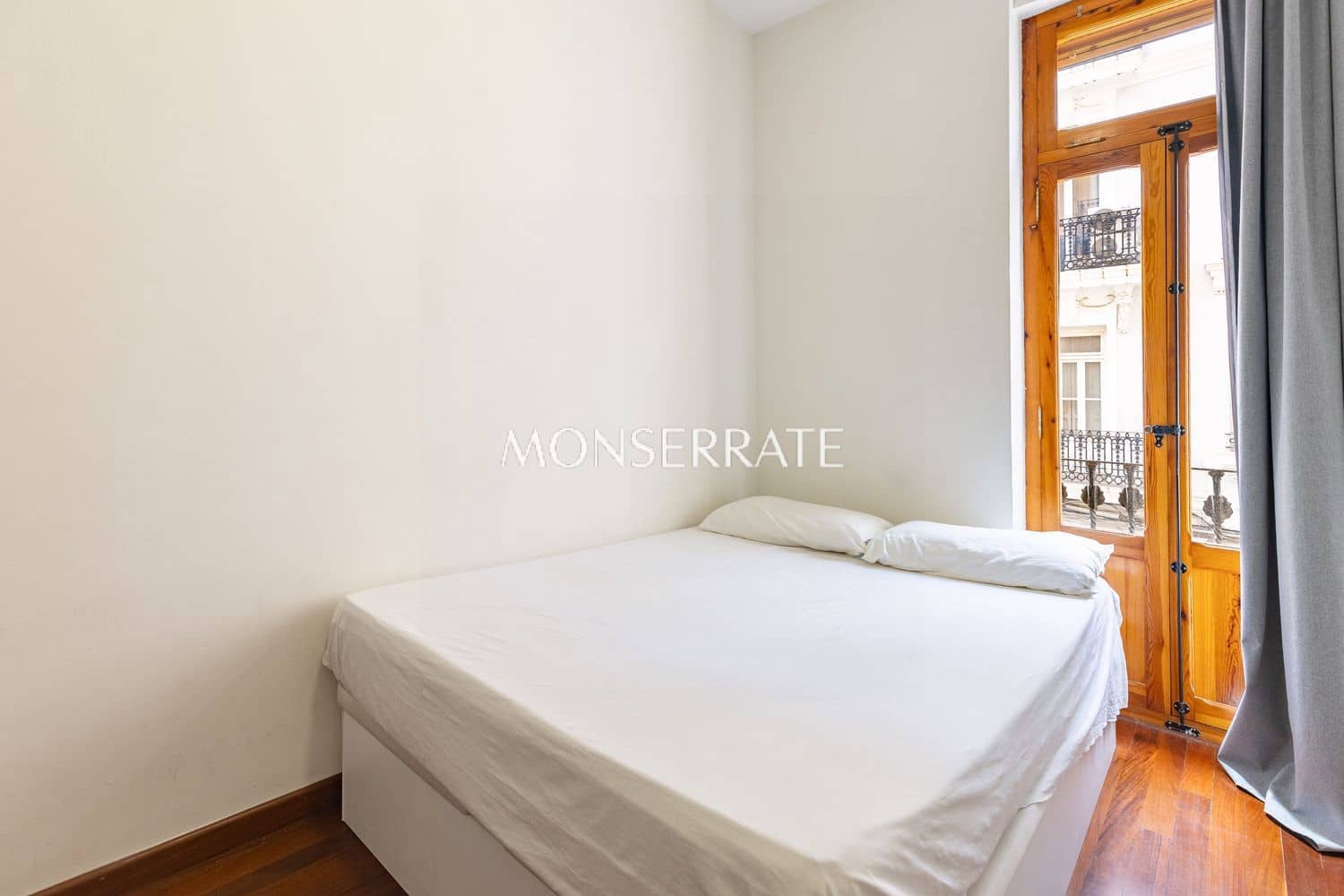 2 camera da letto Appartamento da affittare in Valencia citta con garage - 2.100 € (Rif: 9972458)