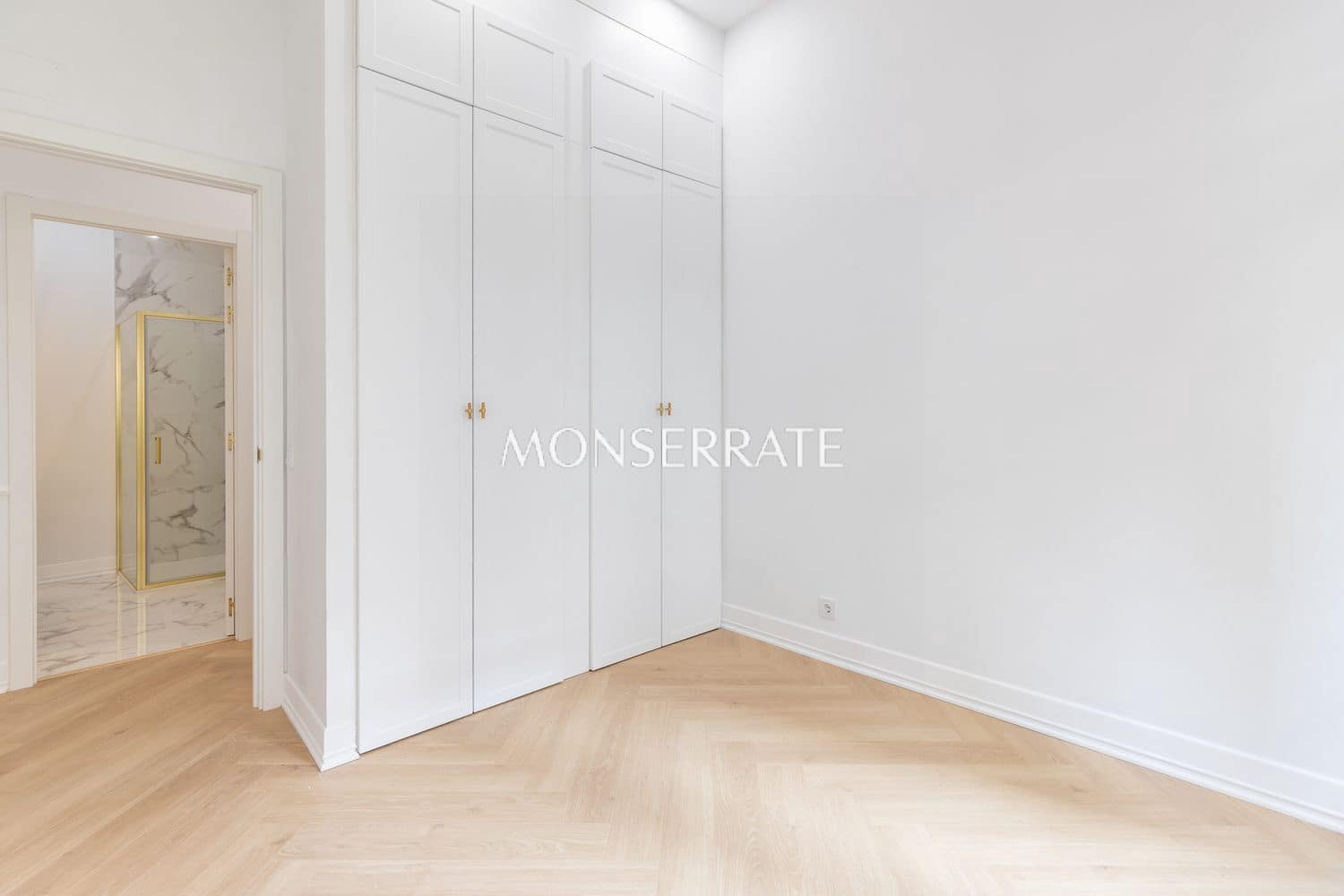 4 sovrum Lägenhet till salu i Valencia stad med garage - 750 000 € (Ref: 9974572)