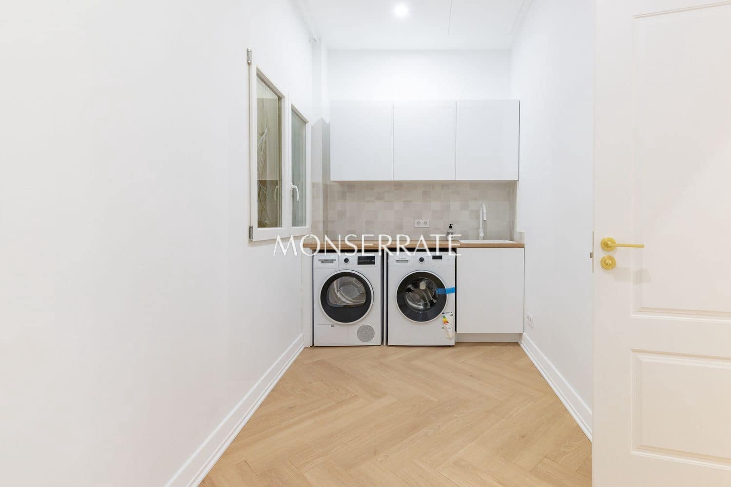 4 sovrum Lägenhet till salu i Valencia stad med garage - 750 000 € (Ref: 9974572)
