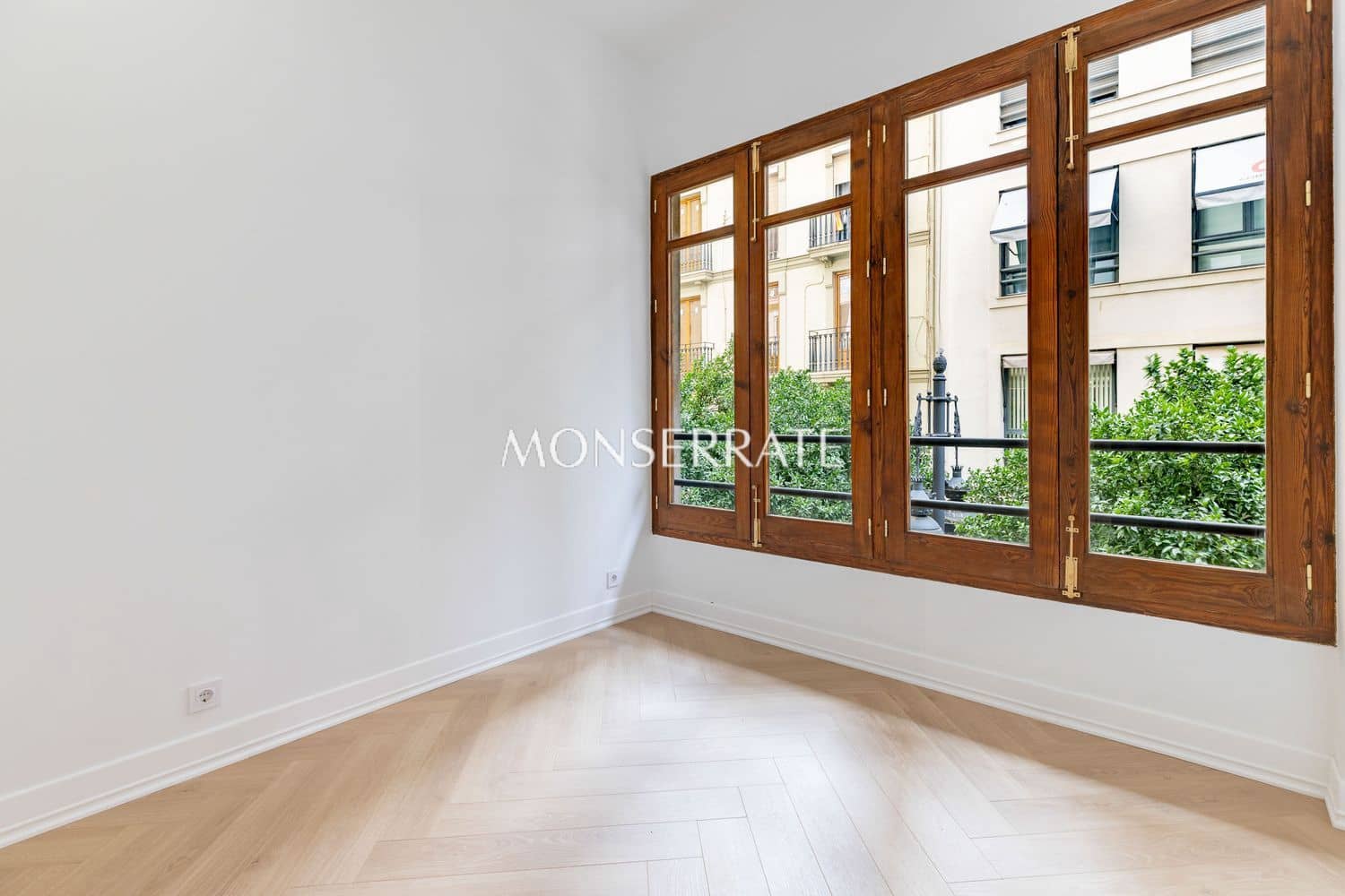4 sovrum Lägenhet till salu i Valencia stad med garage - 750 000 € (Ref: 9974572)