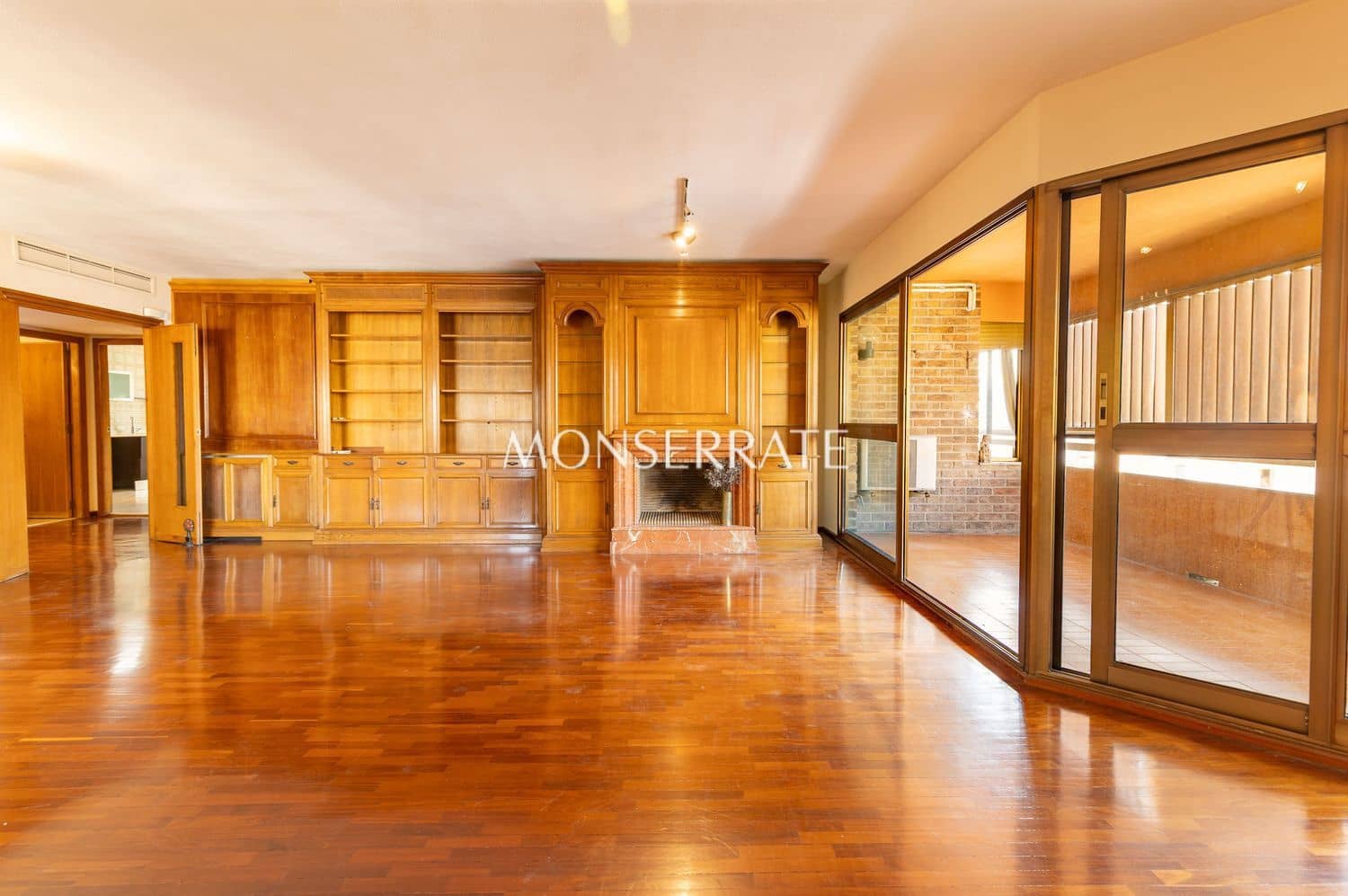 4 sypialnia Apartament na sprzedaż w Miasto Walencja z garażem - 995 000 € (Ref: 9990225)