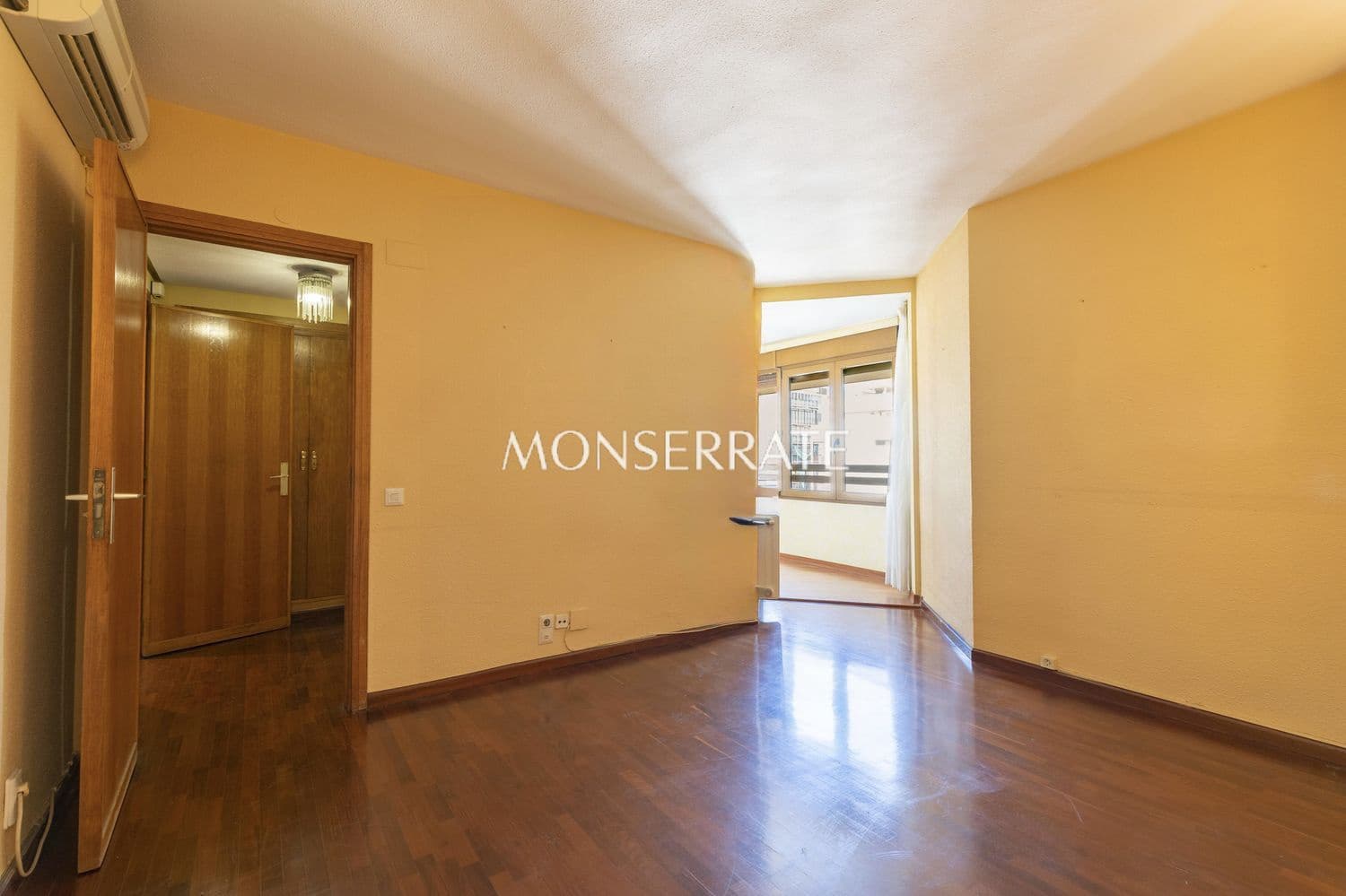 4 sypialnia Apartament na sprzedaż w Miasto Walencja z garażem - 995 000 € (Ref: 9990225)
