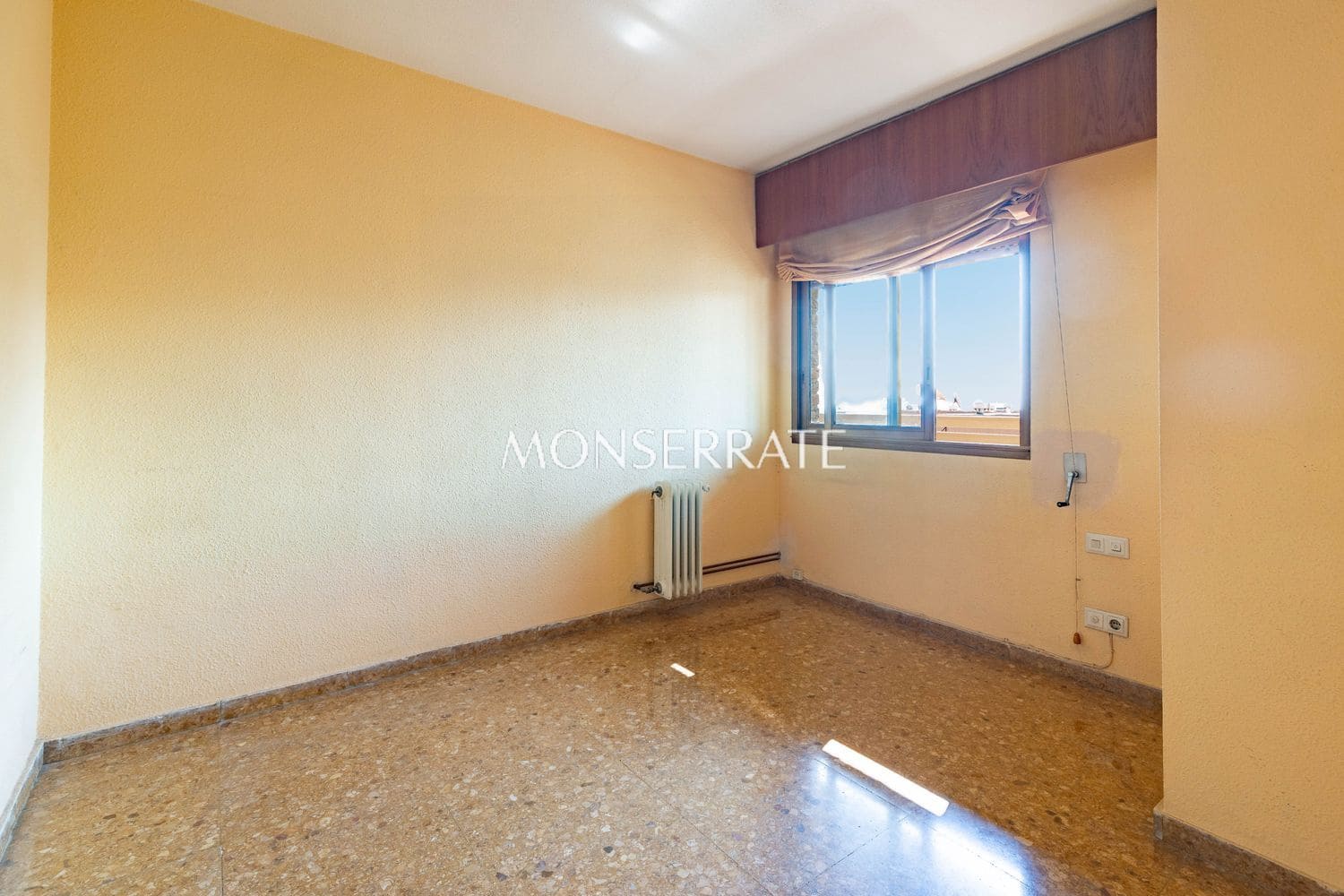 4 sypialnia Apartament na sprzedaż w Miasto Walencja z garażem - 995 000 € (Ref: 9990225)
