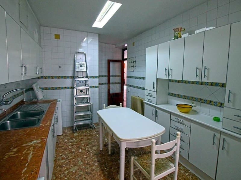 9 slaapkamer Huis te koop in Aspe - € 500.000 (Ref: 6736092)