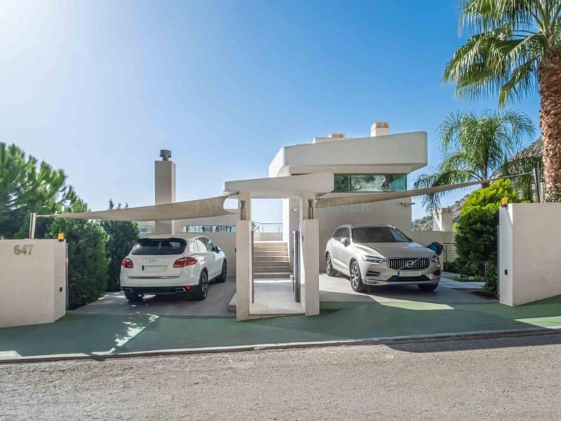 5 bedroom Villa for sale in Altea - € 2,480,000 (Ref: 7225259)