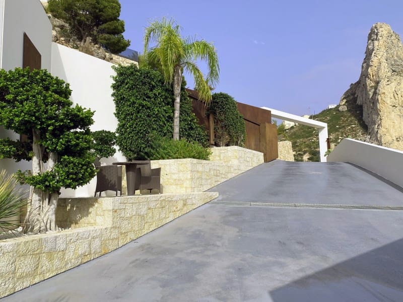 3 bedroom Villa for sale in Altea with garage - € 2,980,000 (Ref: 7766804)