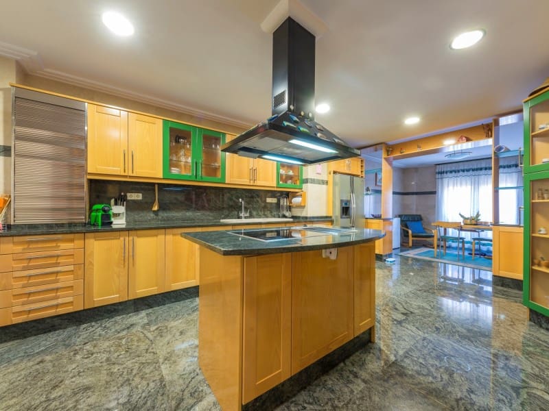 5 chambre Villa/Maison à vendre à Novelda avec garage - 540 000 € (Ref: 8287352)