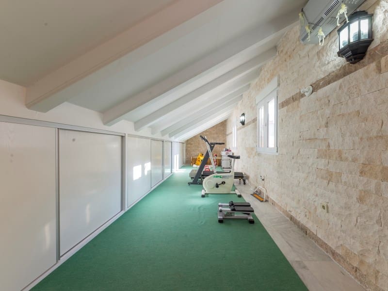 5 chambre Villa/Maison à vendre à Novelda avec garage - 540 000 € (Ref: 8287352)