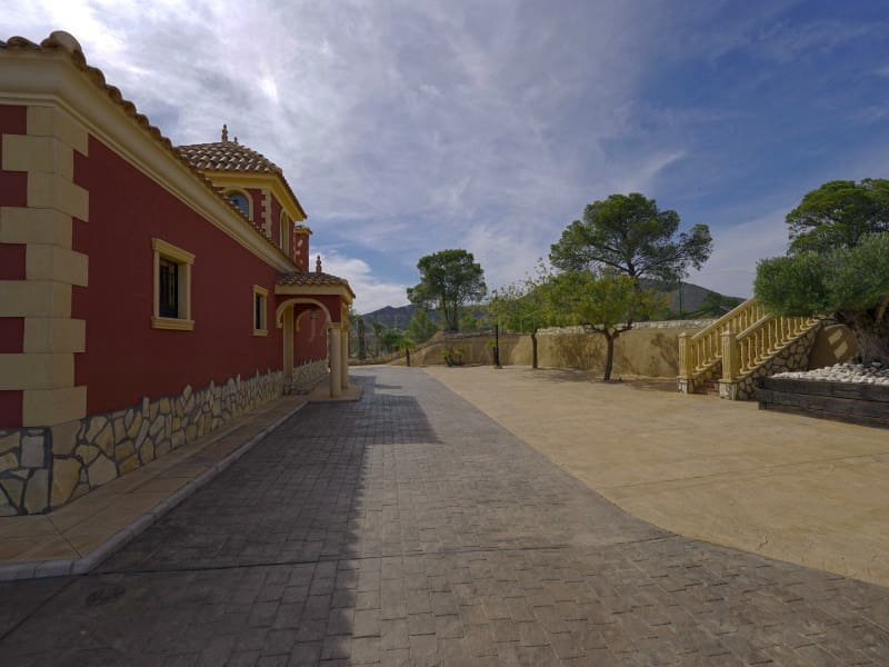 3 Zimmer Villa zu verkaufen in Novelda - 695.000 € (Ref: 8298224)