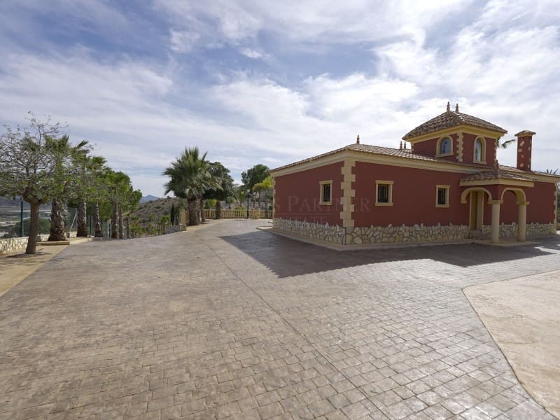 3 Zimmer Villa zu verkaufen in Novelda - 695.000 € (Ref: 8298224)