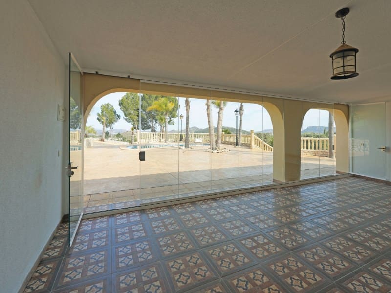 3 Zimmer Villa zu verkaufen in Novelda - 695.000 € (Ref: 8298224)