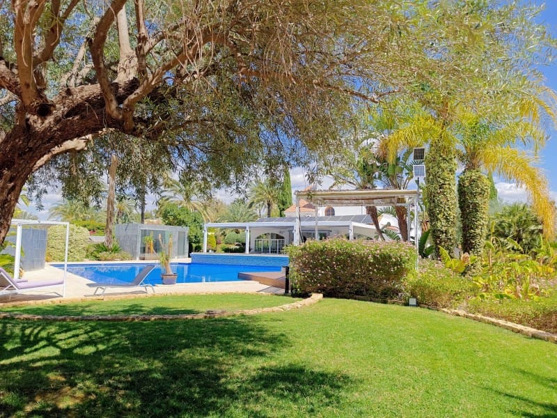 6 soveværelse Villa til salg i Valverde - € 1.250.000 (Ref: 8706030)