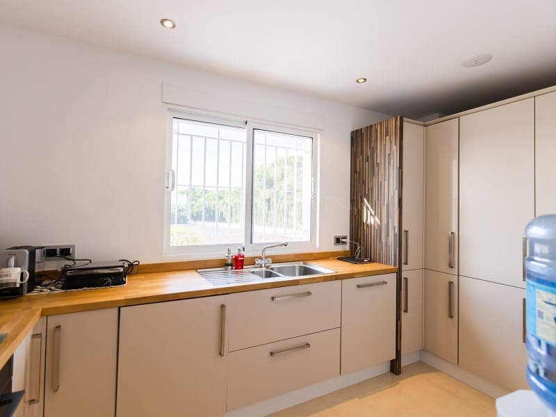 13 soveværelse Villa til salg i Torrellano - € 2.000.000 (Ref: 8781883)