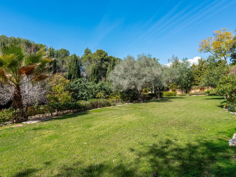 4 soverom Villa til salgs i El Paraiso med svømmebasseng - € 2 500 000 (Ref: 8847903)