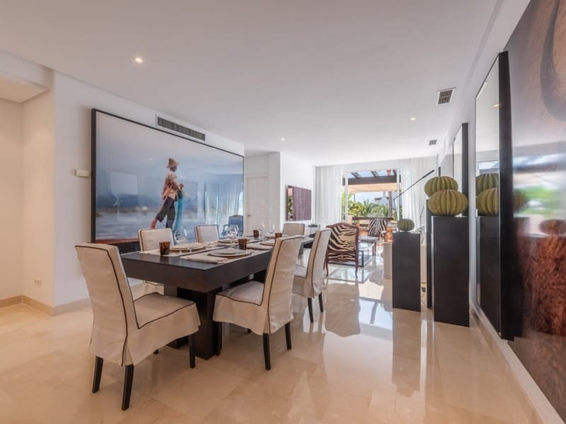 2 soveværelse Penthouse til salg i New Golden Mile med swimmingpool - € 996.000 (Ref: 8849832)